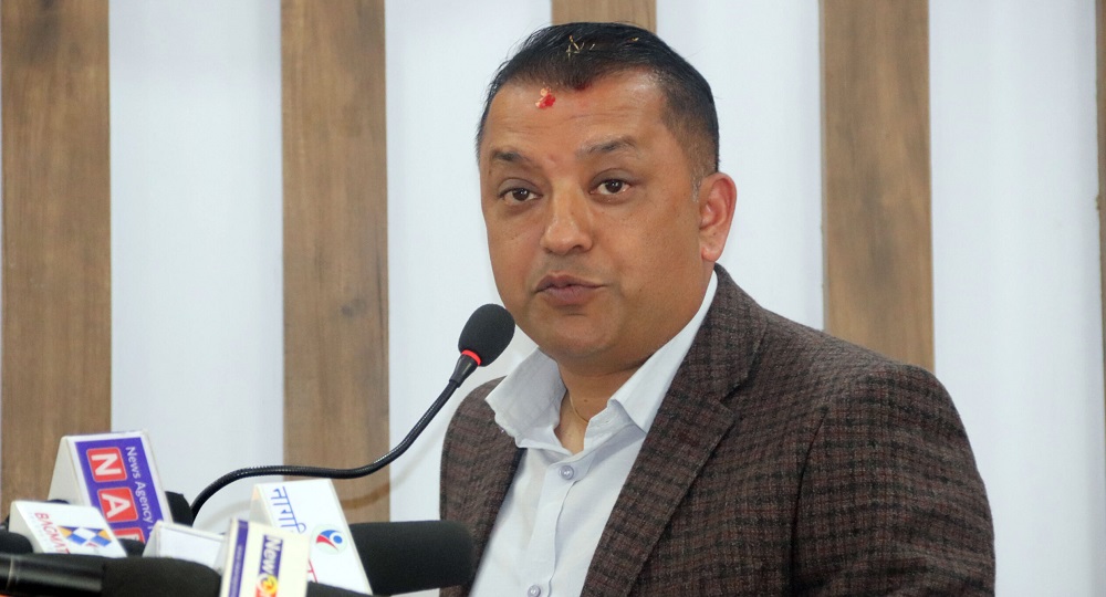 कांग्रेसका नेताले गरेको भ्रष्टाचारको भारी पार्टीले बोक्न सक्दैन : गगन थापा