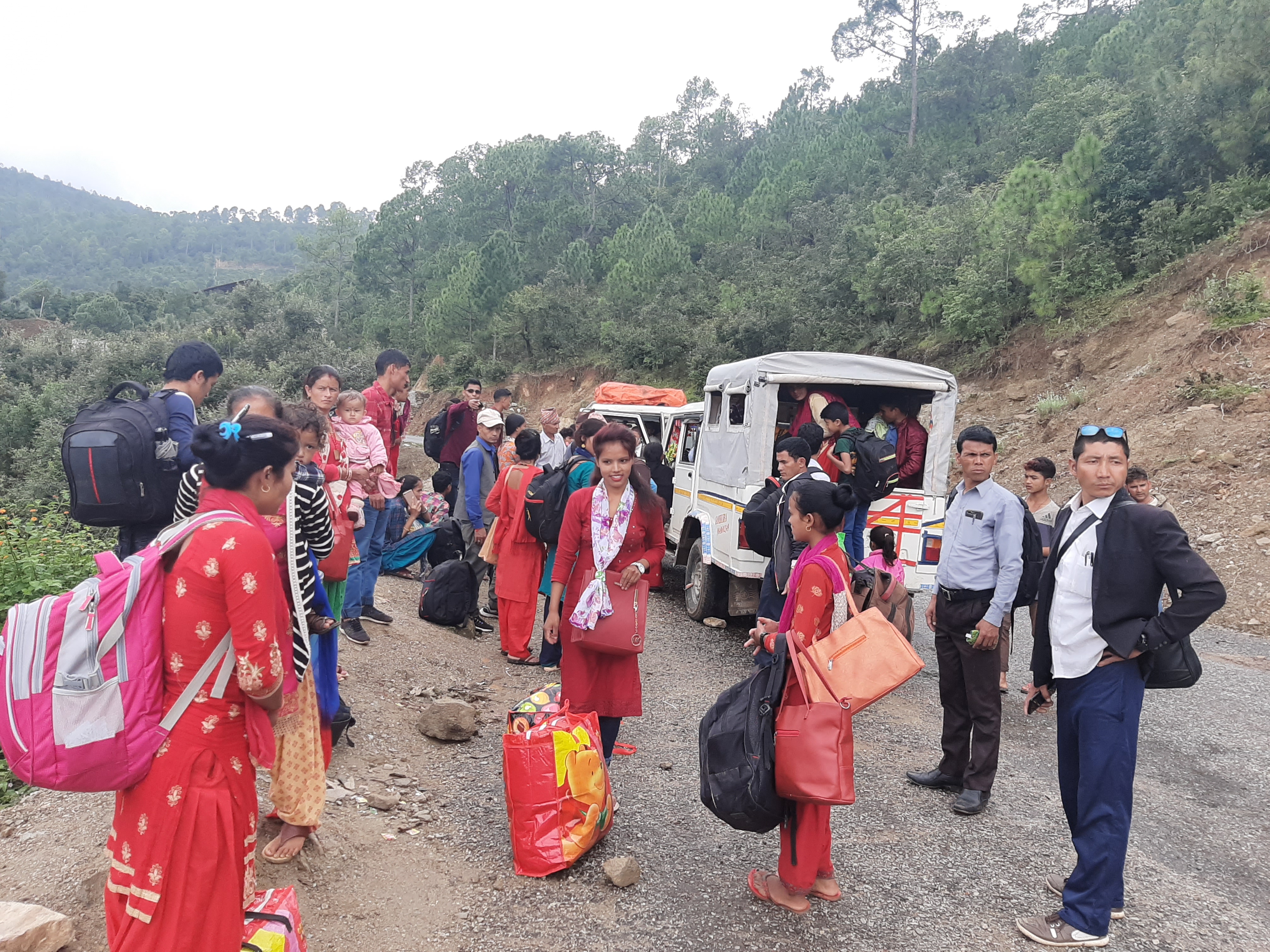 ‘छोराछोरी आए, बल्ल दसैं आए जस्तो भयो’
