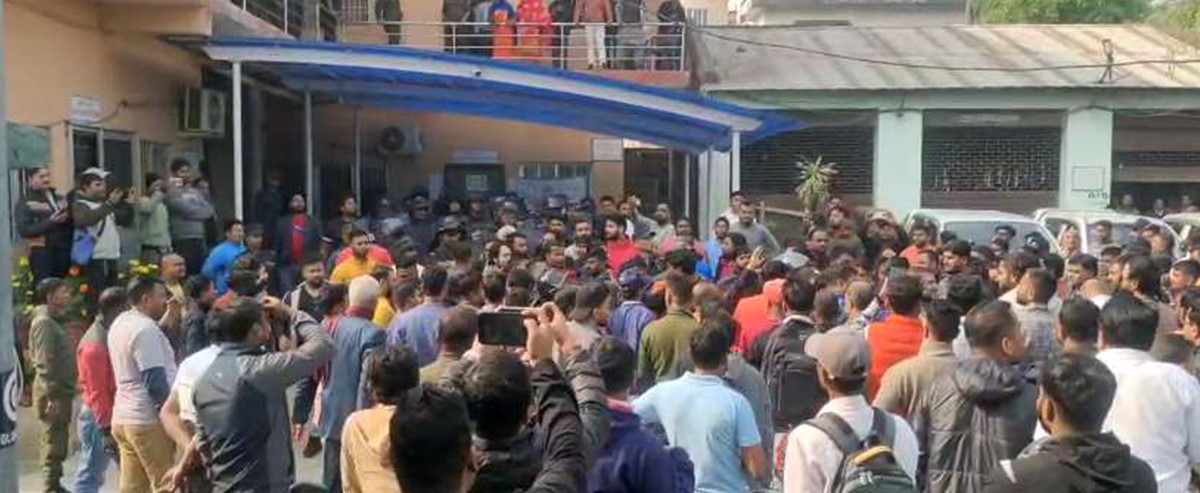 वीरगन्जमा प्रमुख र उपप्रमुख समर्थकबिच कुटाकुट