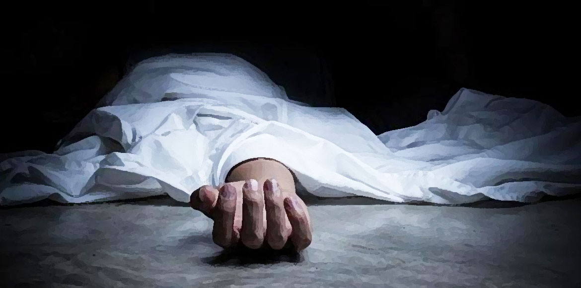 अछाममा रुखबाट लडेर महिलाको मृत्यु
